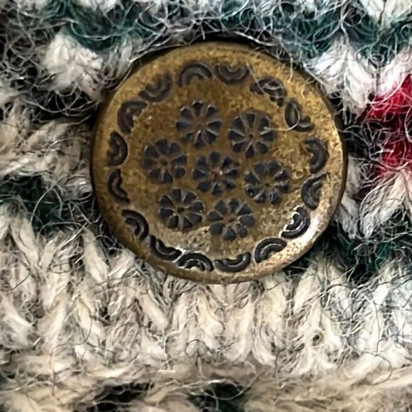 Eddie Bauer Cream and Red Patterned Cardigan - Picture 6 of 6